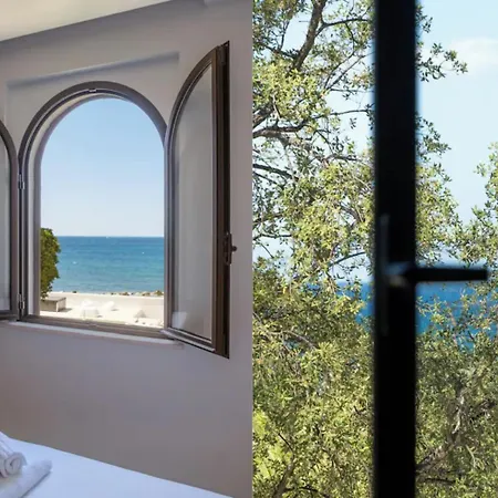 Magic House Gate To The Sea